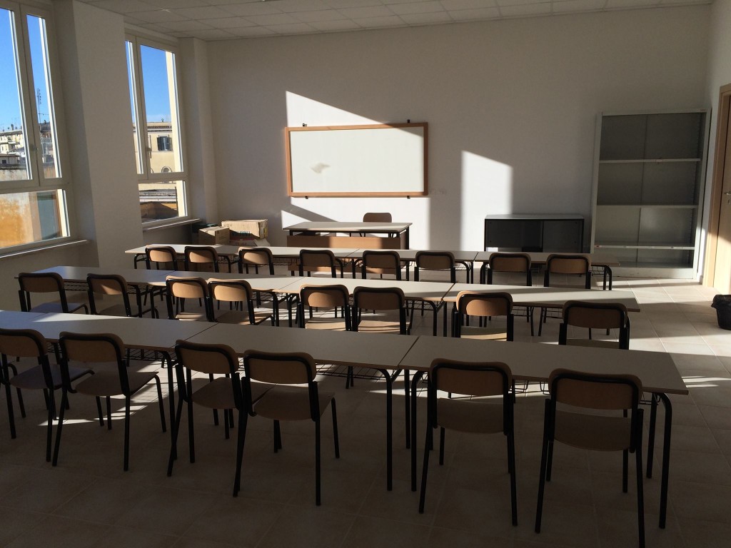Lavori terminati, tornano gli studenti nella scuola di via Luigi Novelli