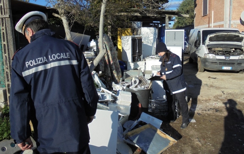 Velletri, sequestrata un’area di trattamento illegale di rifiuti speciali