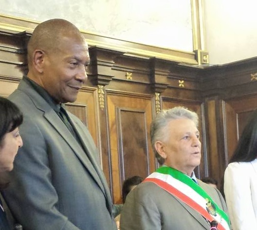 La star dell’NBA Alex English a Velletri per dire no al bullismo e al doping