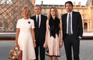 LVMH: il capolavoro di Bernard Arnault Il lusso continua ad affascinare le menti dei consumatori di tutto il mondo. Ecco la storia del più grande conglomerato di lusso al mondo: LVMH