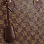 Il modello del gigante: LMVH – Tela Damier, storico pattern di Louis Vuitton