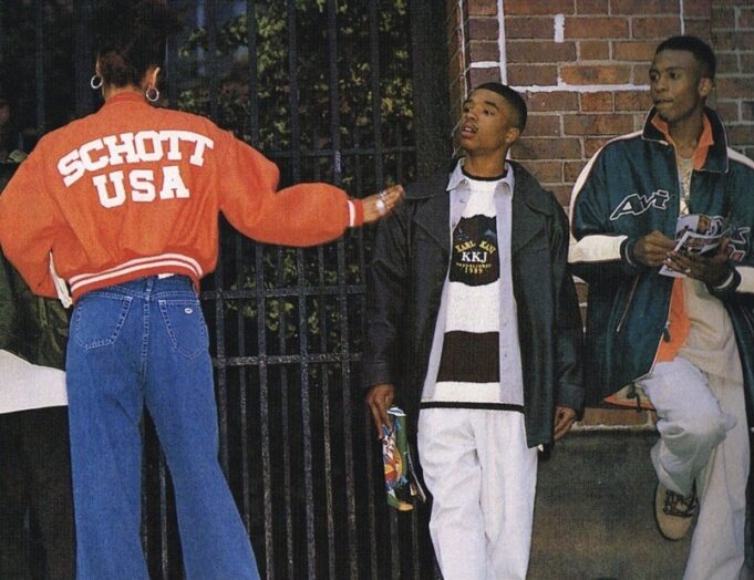Rap e fashion: le collaborazioni che contano A prima vista direste “strano connubio”, ma se ci pensate un attimo in più, capirete bene quanto i due mondi siano strettamente collegati l’uno all’altro.