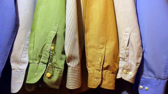 La moda Grand Millennials: l’armadio dei nonni che aiuta a “vestire” Una delle ultime tendenze dei Millennials è quello di tuffarsi in un mondo vintage un po’ particolare, a noi vicino: l’armadio dei nonni, l’armadio dei sogni e dei ricordi.