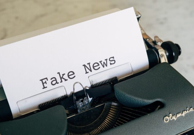 Fake news: un gioco di potere e dimostrazione Joe Biden accusa Facebook ed alcuni utenti della piattaforma di essere valvole di diffusione della disinformazione riguardo ai vaccini.