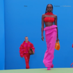 La sfilata Jacquemus “La Montagne” autunno inverno 2021/22: un’escursione magica