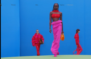 La sfilata Jacquemus “La Montagne” autunno inverno 2021/22: un’escursione magica Jacquemus torna sulla passerella con una collezione che esalta i colori, il concetto dell’unisex e il tema del “see-now buy-now”
