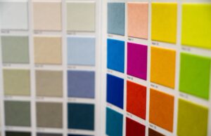 Via libera ai colori: abbinamenti irrinunciabili ia libera ai colori: gli abbinamenti del 2021