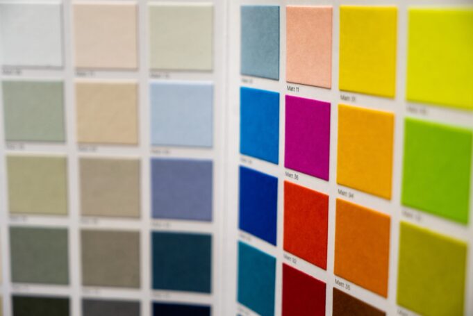Via libera ai colori: abbinamenti irrinunciabili ia libera ai colori: gli abbinamenti del 2021