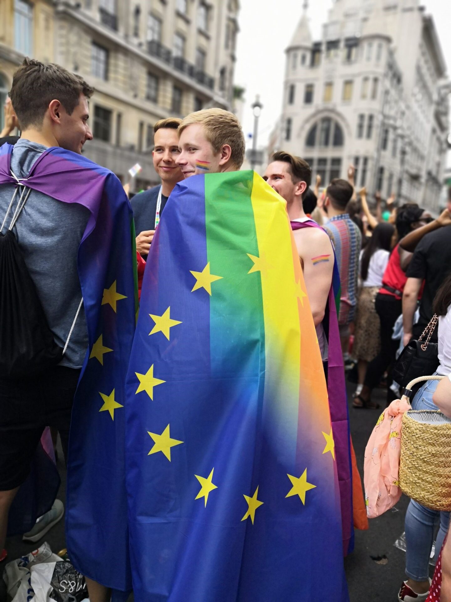 A giugno si celebra il Pride month. Analizziamo lo status del Ddl Zan e le altre leggi a tutela dei diritti nella comunità LGBTQ+ in alcuni paesi dell’Europa.