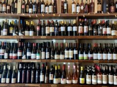 I fattori che influenzano il prezzo del vino. #primaparte Spesso ci si interroga su quanto debba o non debba costare un vino. Tendiamo a pensare che costi troppo, e mai troppo poco.