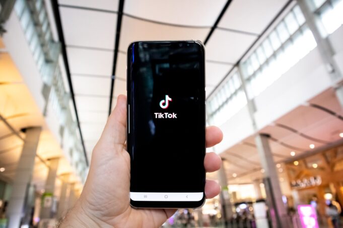 #OlympicTikTok: il social media “inviato” behind the scenes #OlympicTikTok: un canale in cui gli atleti delle Olimpiadi Tokyo 2020 condividono con il resto del mondo i retroscena e la propria vita nel Villaggio Olimpico!