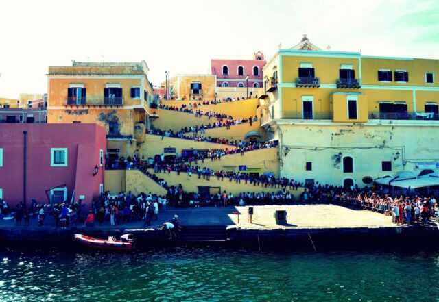 Santa Candida a Ventotene: 10 giorni di festeggiamenti che precedono il 20 Settembre. Vediamo insieme perché si merita una tale celebrazione!