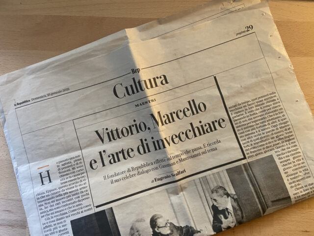 Elogio all'arte di invecchiare Riflessioni sui racconti di Eugenio Scalfari attorno al tempo che scorre e su quanto si possa soggettivamente interpretare questa esperienza.