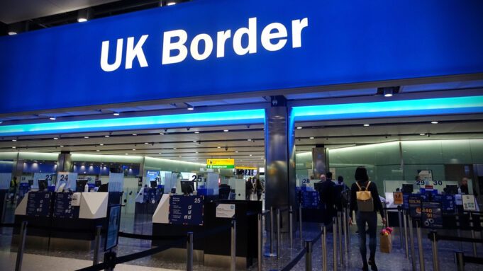 Post-Brexit, numeri record per l’immigrazione